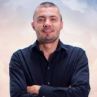 Цуни излезе от къщата и заби Мис България