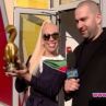 Луна по-щастлива от всякога, грабна златен скункс