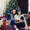 Нина Добрев с бебе за Коледа