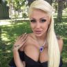 Джулиана Гани отглежда крави