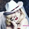 Мадона излиза с холограми на наградите на Billboard