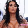 Ким Кардашиян слиза от екран