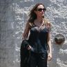 Анджелина Джоли абсолютно сексапилна без сутиен