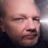 Асанж е оневинен от Щатския съд на Ню Йорк