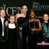 Джоли заведе децата си на звездна премиера