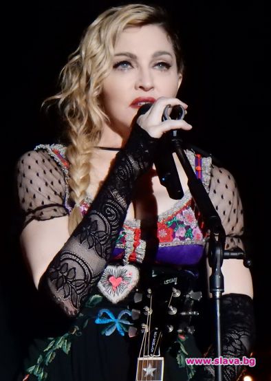 Мадона отменя концерти в Париж