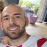 Наско Месечков изглажда бръчки