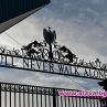  You’ll Never Walk Alone ще звучи в ефира 130 радиостанции в един и същи час
