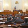 От днес депутатът взема 9600 лв. с бонусите, вдигнаха си заплатите и министрите: не е шега