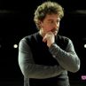 Камен Донев се допитва до феновете за следващия си спектакъл