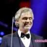 Андреа Бочели пребори корона и стана донор