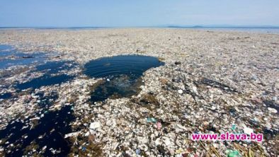 Острови от пластмасови боклуци в Черно море