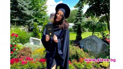 Симона Загорова се дипломира с отличие