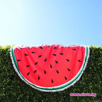 Актуалните принтове за плажни кърпи това лято