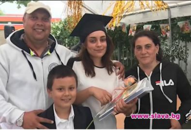 16-годишна българка стана лице на гимназия в Нидерландия