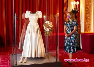  Принцеса Беатрис с още подробности за сватбената си рокля