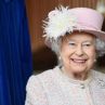 Кралица Елизабет е лишила 70 души от почетни звания за последното десетилетие 