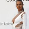 Ангелът на Victoria's Secret Лаис Рибейро из прелестите на Камерун и Египет 
