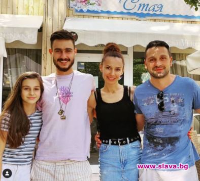 Синът на Карамански се прибра в България