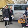 Четири деца от ромския квартал на Сливен свирят в Парижката филхармония