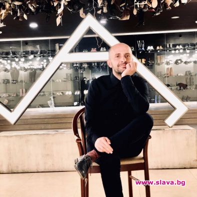 Йордан Славейков представя Празнично семейство