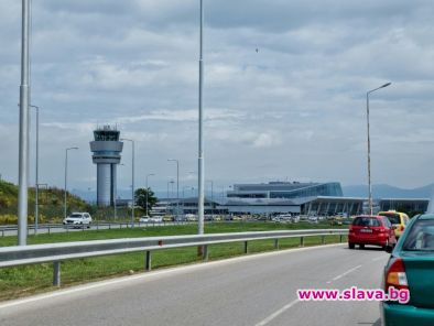 Wizz Air заряза пътници в София и Бари