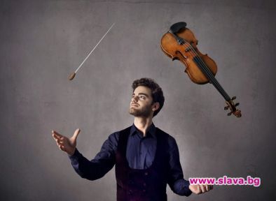Виртуозен цигулар дирижира концерт с творби на баща си 