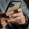 Mъж съди Apple, след като жена му открива "изтрити съобщения", следва развод