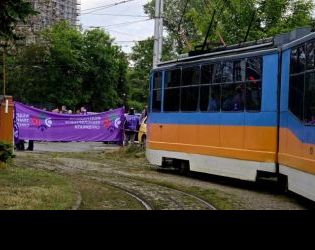 Пари за GP и Трейс Терзиев винаги има, само за шофьорите не 