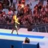 Фенове се изнесоха преди изпълнението на Марая Кери на Уембли