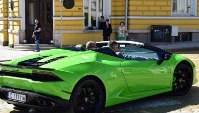 Полицейски ескорт за сина на Миглена Ангелова