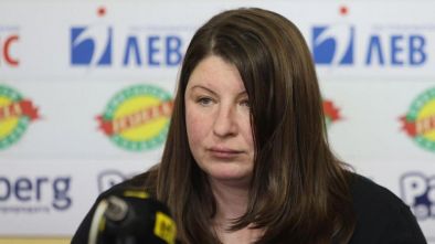 Фарниев се моли на Добрев да го вземе за зам., а дори не е бил регистриран като нац. треньор: Станка