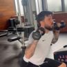 Мартин Елвиса сваля шкембето във фитнеса