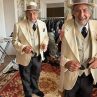 Ал Пачино на 85 години в костюм за новия си филм: СНИМКА НА ДЕНЯ 