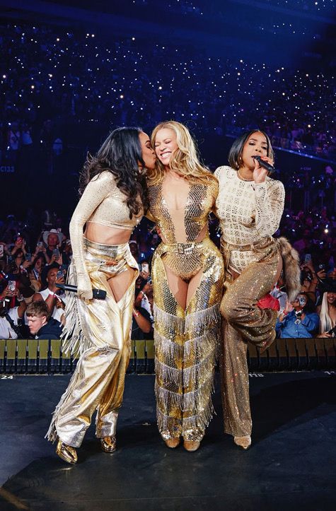 Destiny’s Child се събраха отново за изненадващо изпълнение по време на последния концерт на Бионсе 