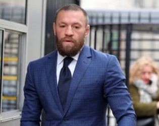 Конър остава с присъда за изнасилване