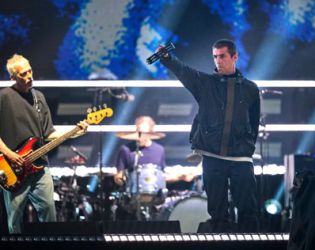 Мъж загина след падане по време на концерт на Oasis на стадион “Уембли” в Лондон
