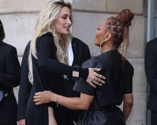 Джанет и Парис Джаксън заедно на модното ревю на Tom Ford в Париж