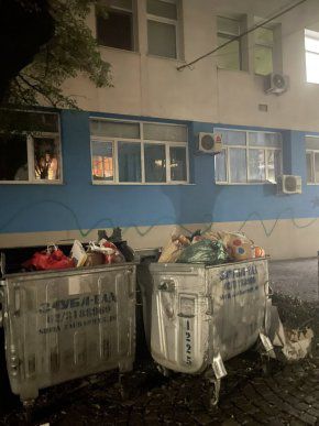 Терзиев нехае дори за токсичния боклук на Пирогов насред кризата, която сам създаде