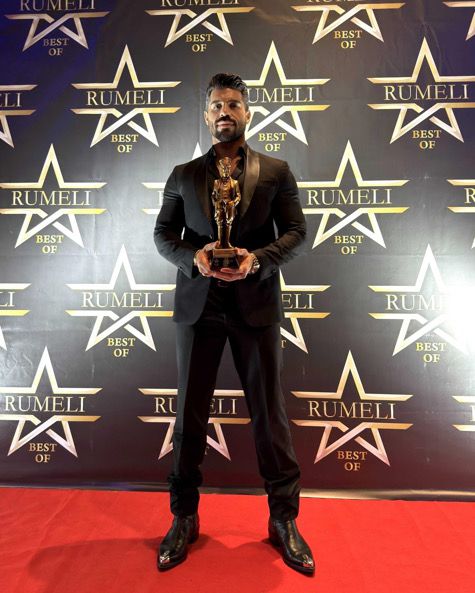 Фики с награда за “Най-добър балкански изпълнител” в Истанбул