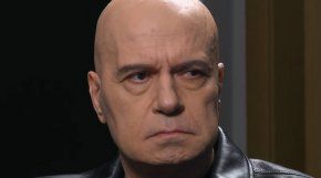 ПП-депутат насъска и локали биха чиновнички от МинЗдрав: Слави