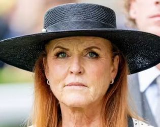 Фърги остава без дом