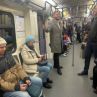 Зам.-министър в метрото: ФОТО НА ВЕЧЕРТА