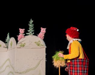 18 декември премина под знака на музиката и театъра