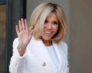 Френски съд призна 10 души за виновни за извиршване на кибертормоз срещу Брижит Макрон