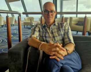 Четенето на мисли е магия за възрастни: Менталистът Ерик Уолтън