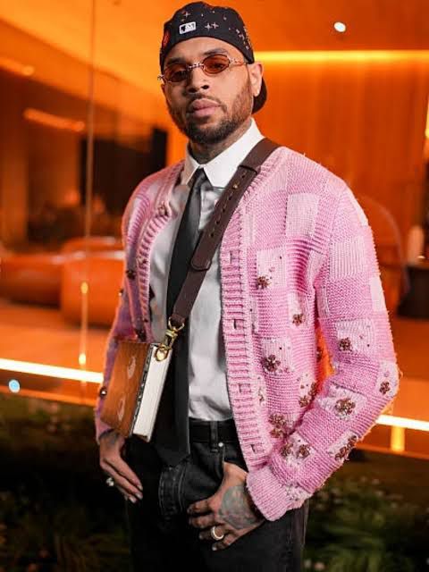 Крис Браун на шоуто на Louis Vuitton в Париж