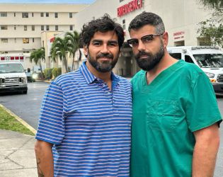 Азис показа жениха си 