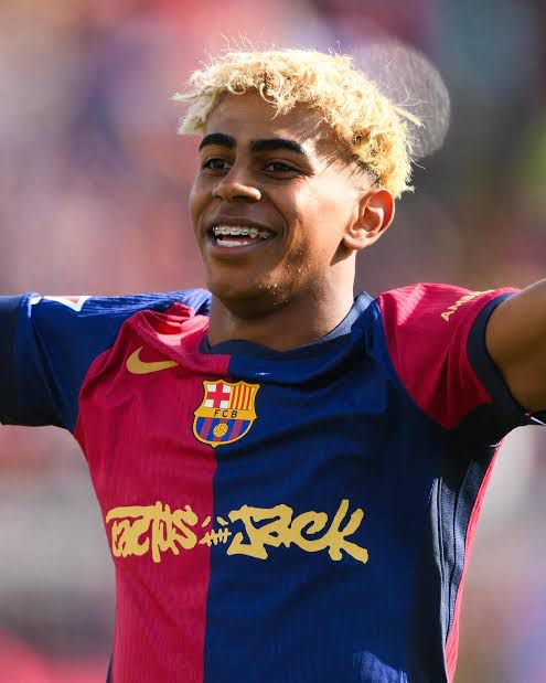 Ямал вече задмина Меси и Роналдо