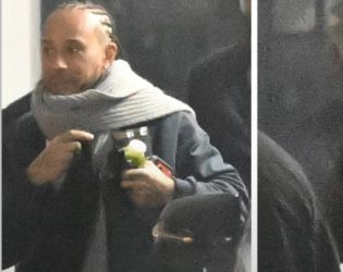 Ким се навърта около Хамилтън